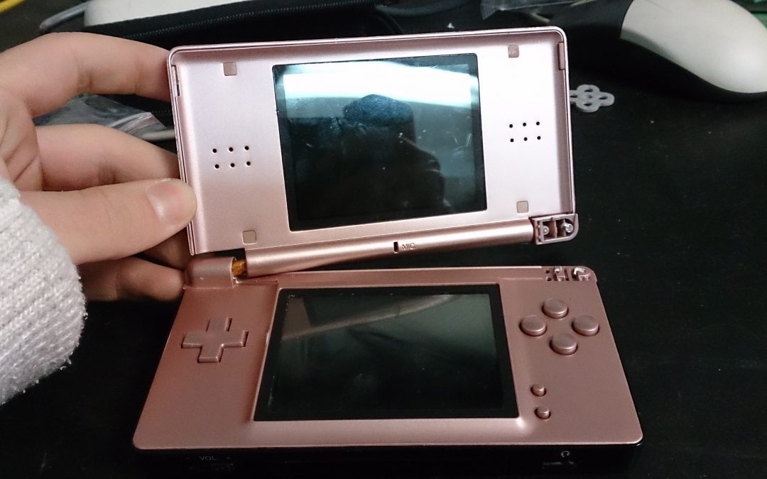 Reparación de Nintendo DS Lite