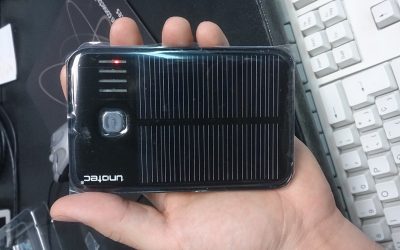 Batería externa portatil solar Unotec 5000 mAh